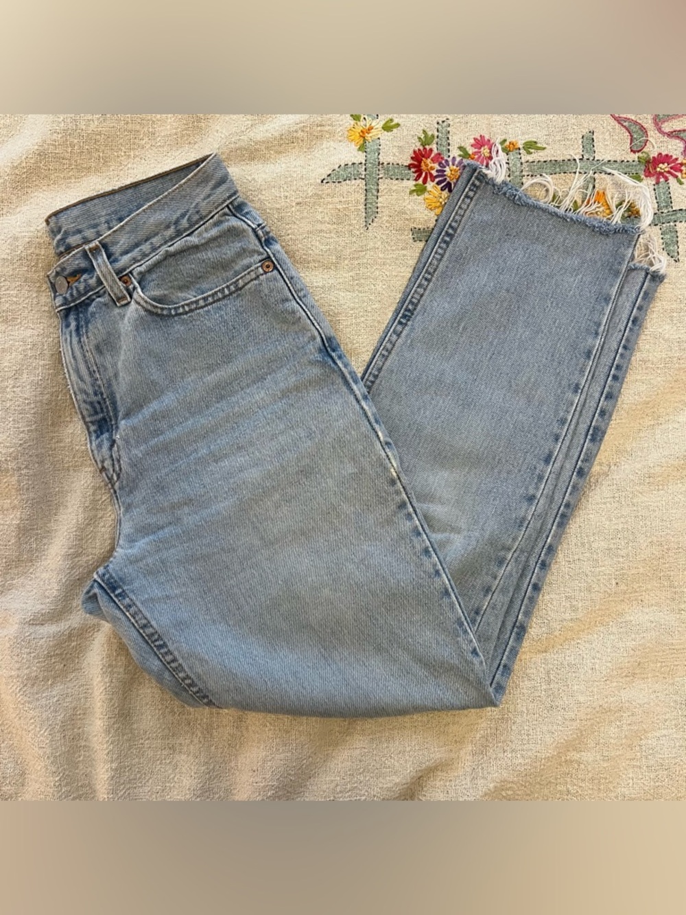 Vintage Y2K Levi’s 512 Slim Taper Jeans – Light Wash